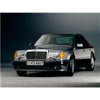 W124 E-Klasse 500E - Classic Center.jpg